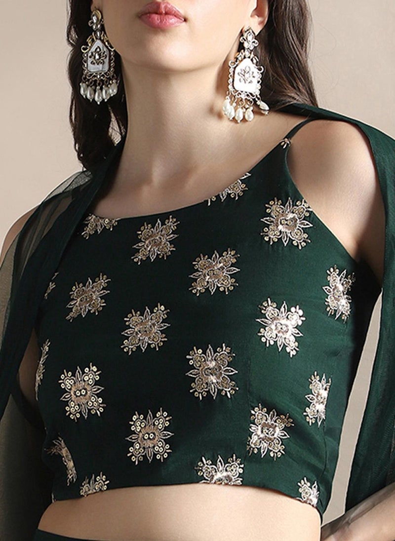 Globus Women Green Strappy Sleeve Sequin Embroidered Crop Top With Flared Palazzos & Asymmetric Hem Shrug Festive Coords Set - Image 5